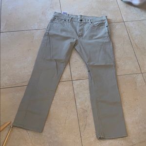 Beige Levi Jeans